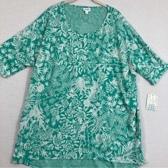 LuLaRoe Tops - NEW LuLaRoe Green White Soft Stretch Floral Tunic size 2XL